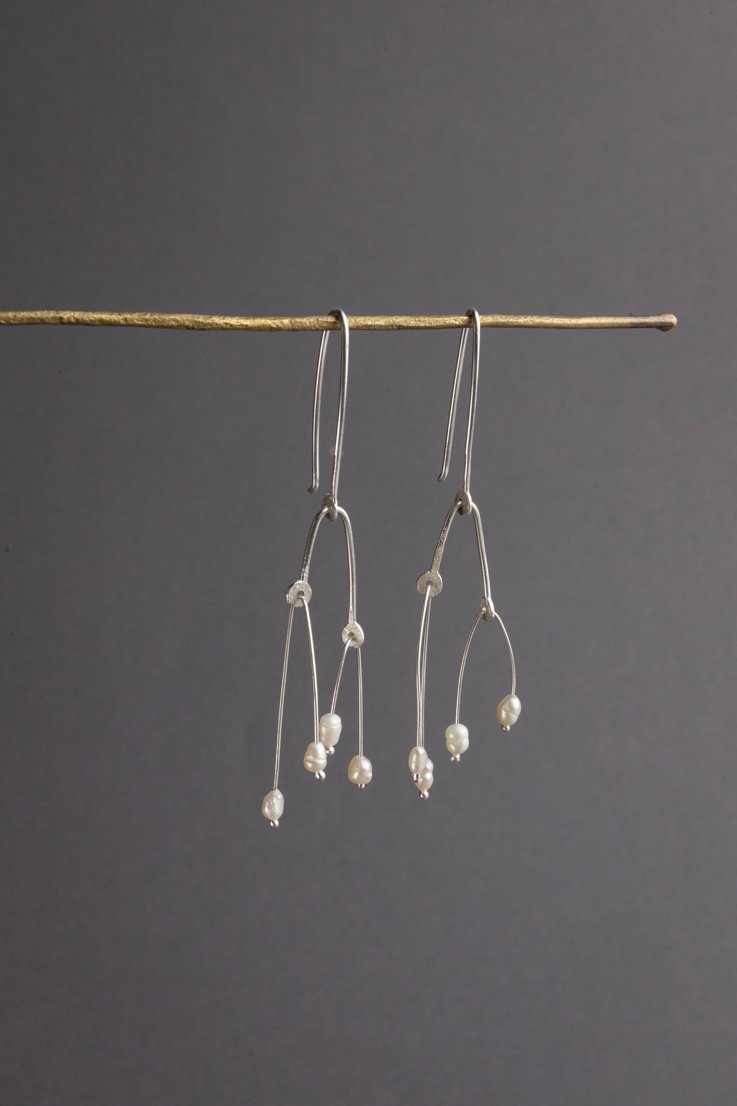 Arete Móvil en Perla