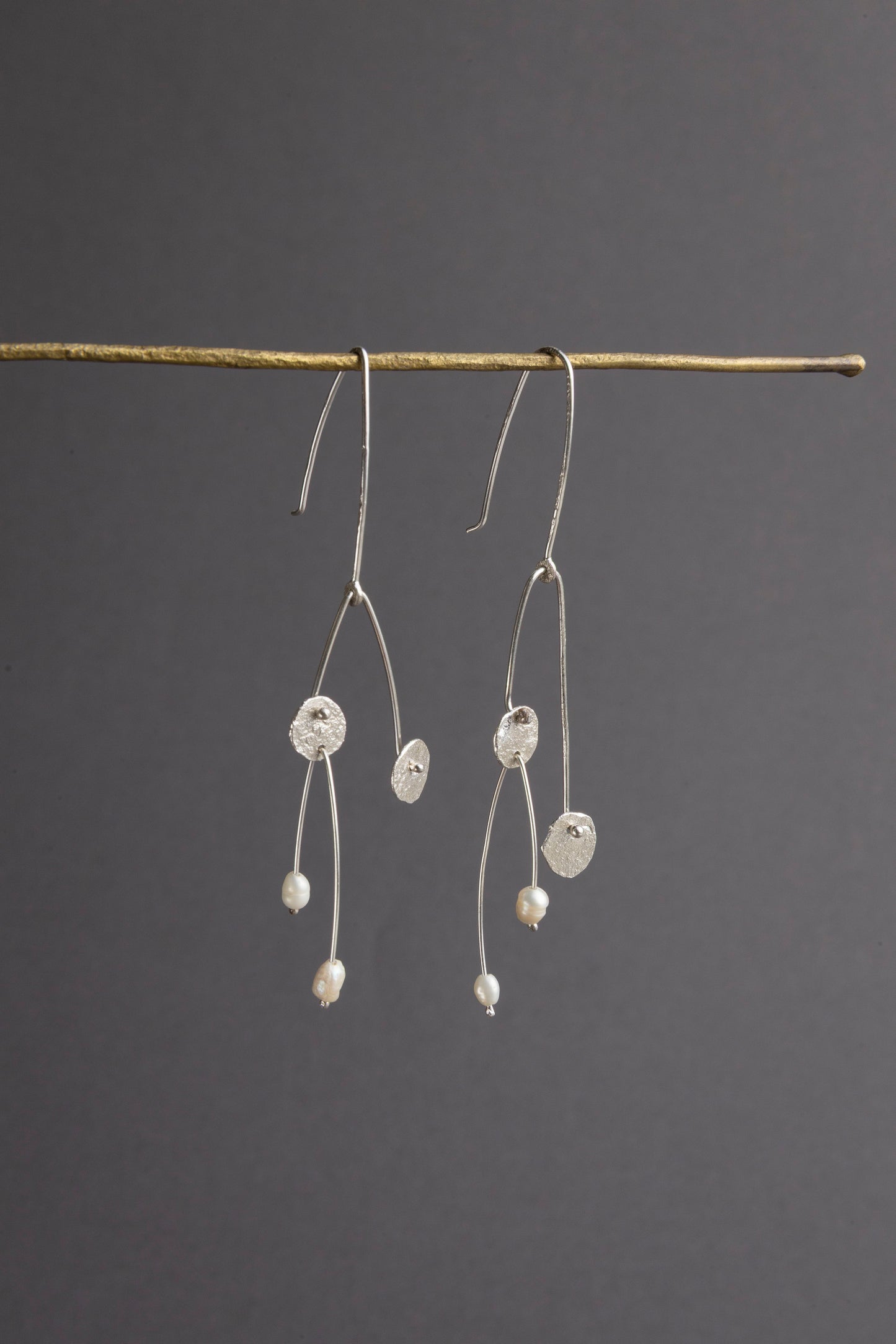 Arete Móvil en Perla